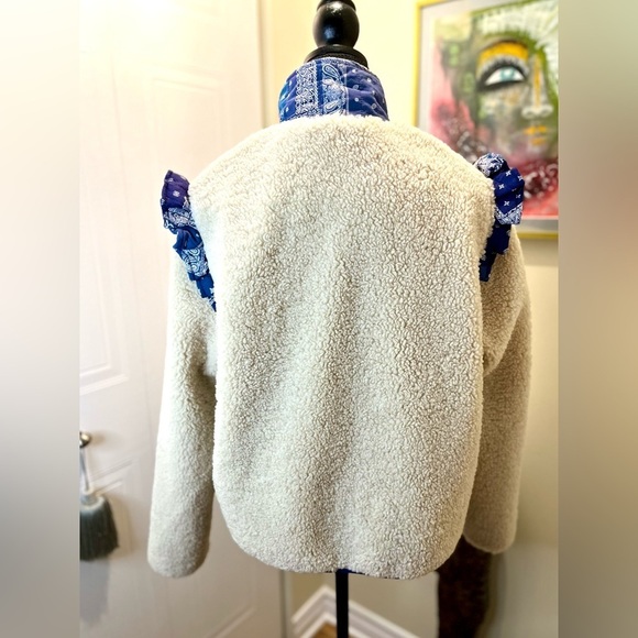 Sundance Catalog By Driftwood Sherpa “Bixby  Bandana Jacket” blue & cream 💙💛 - Picture 3 of 12